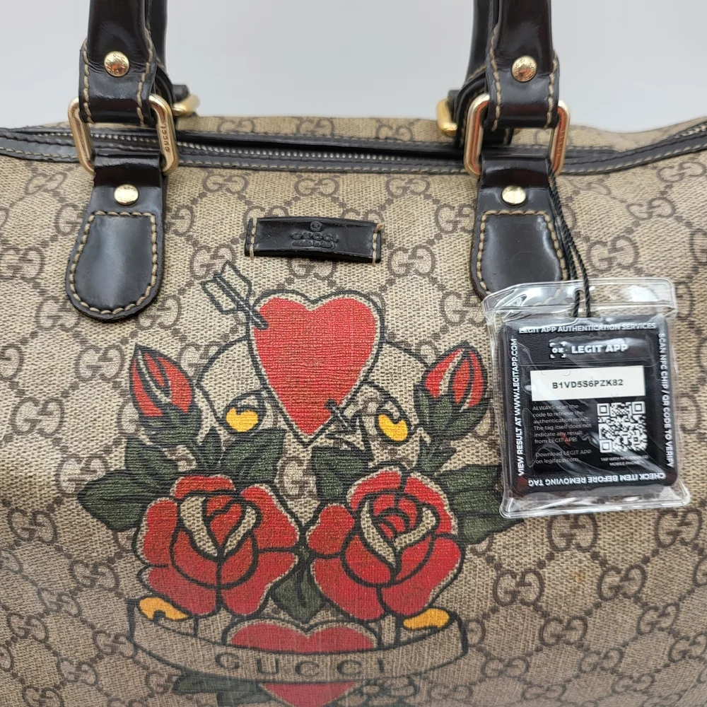 Gucci Coated Canvas Boston 30 Tattoo Rose Heart Bag Limited Edition..Authentic.. - Picture 2 of 15
